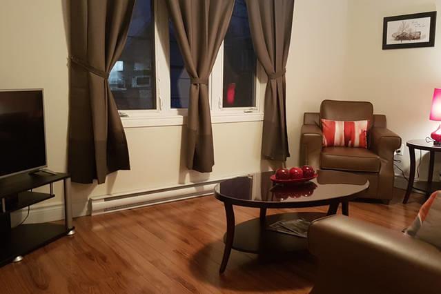 Two-Bedroom Apartment Sweet #4 By Amazing Property Rentals Гатіно Екстер'єр фото
